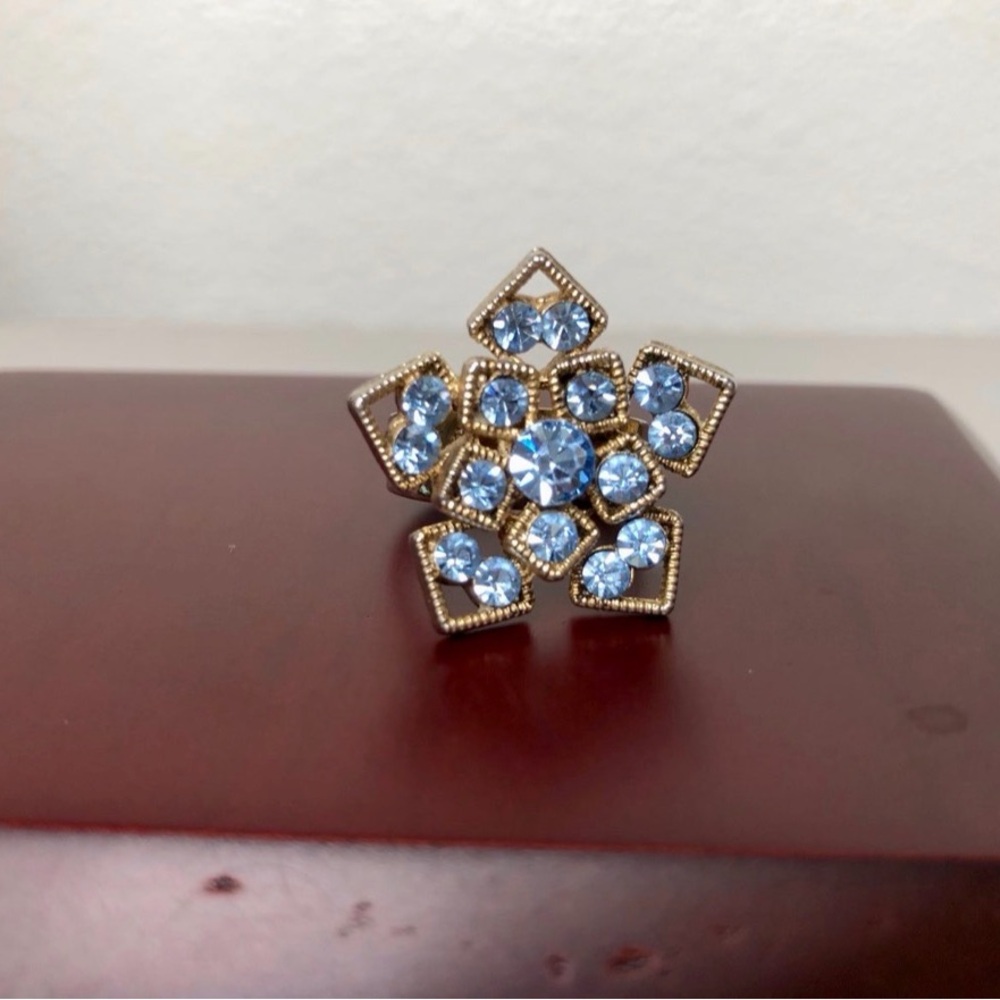 Geometric Flower Shaped Faux Sapphire Adjustable Sizing Cocktail Ring